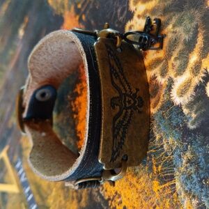 Thunderbird leather bracelet